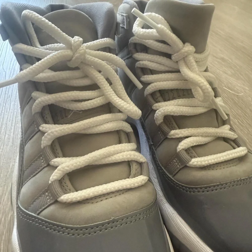 AIR JORDAN RETRO GS “COOL GREY” 11s - Picture 3 of 5